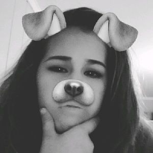 Meet your Posher, Andreia